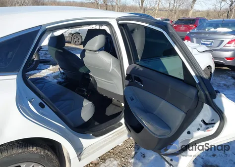 2020 Toyota Avalon Hybrid Xle from USA, damaged, VIN 4T1A21FB0LU016981